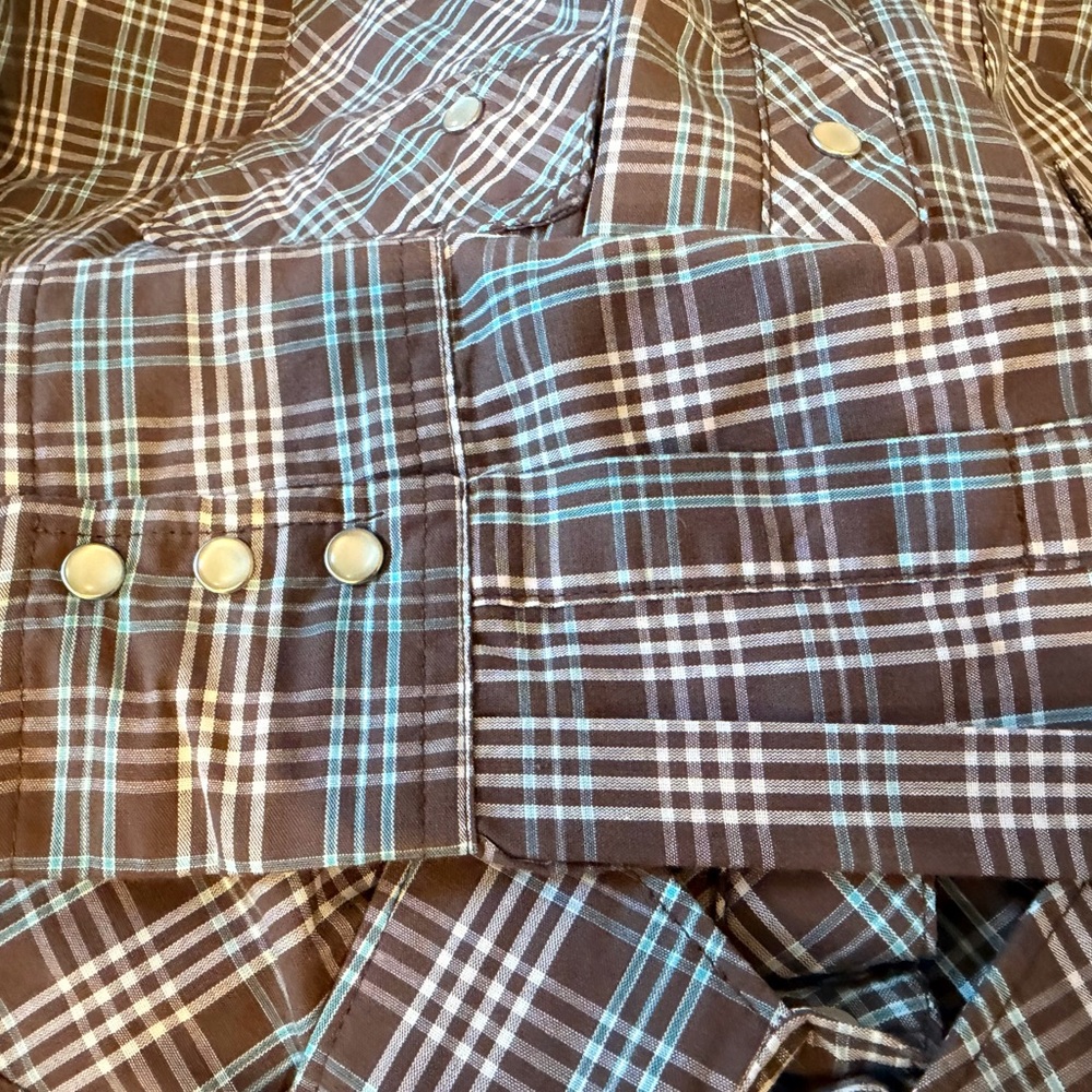 Wrangler Brown and Blue Plaid Western Button-Down Shirt - Picture 4 of 5